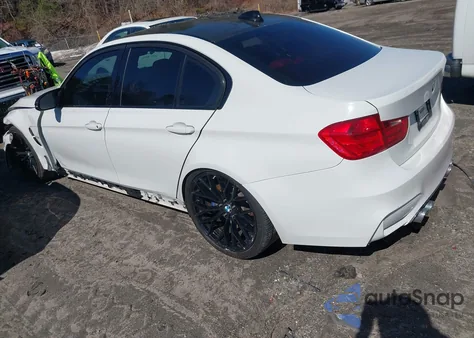 2015 BMW M3 z USA, uszkodzony, nr VIN WBS3C9C54FP803077
